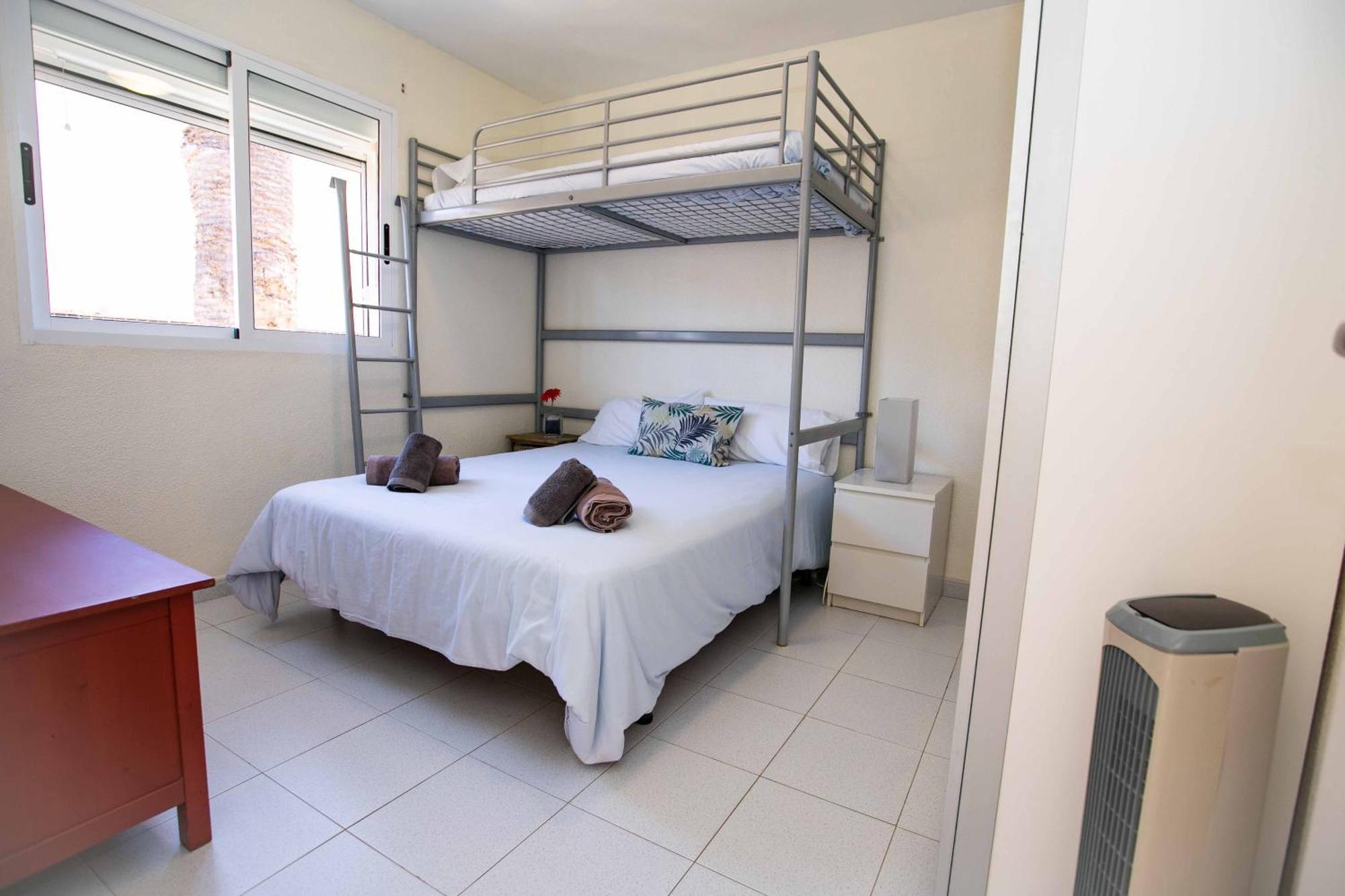 Luxury Cayetana, By Comfortable Luxury Apartment